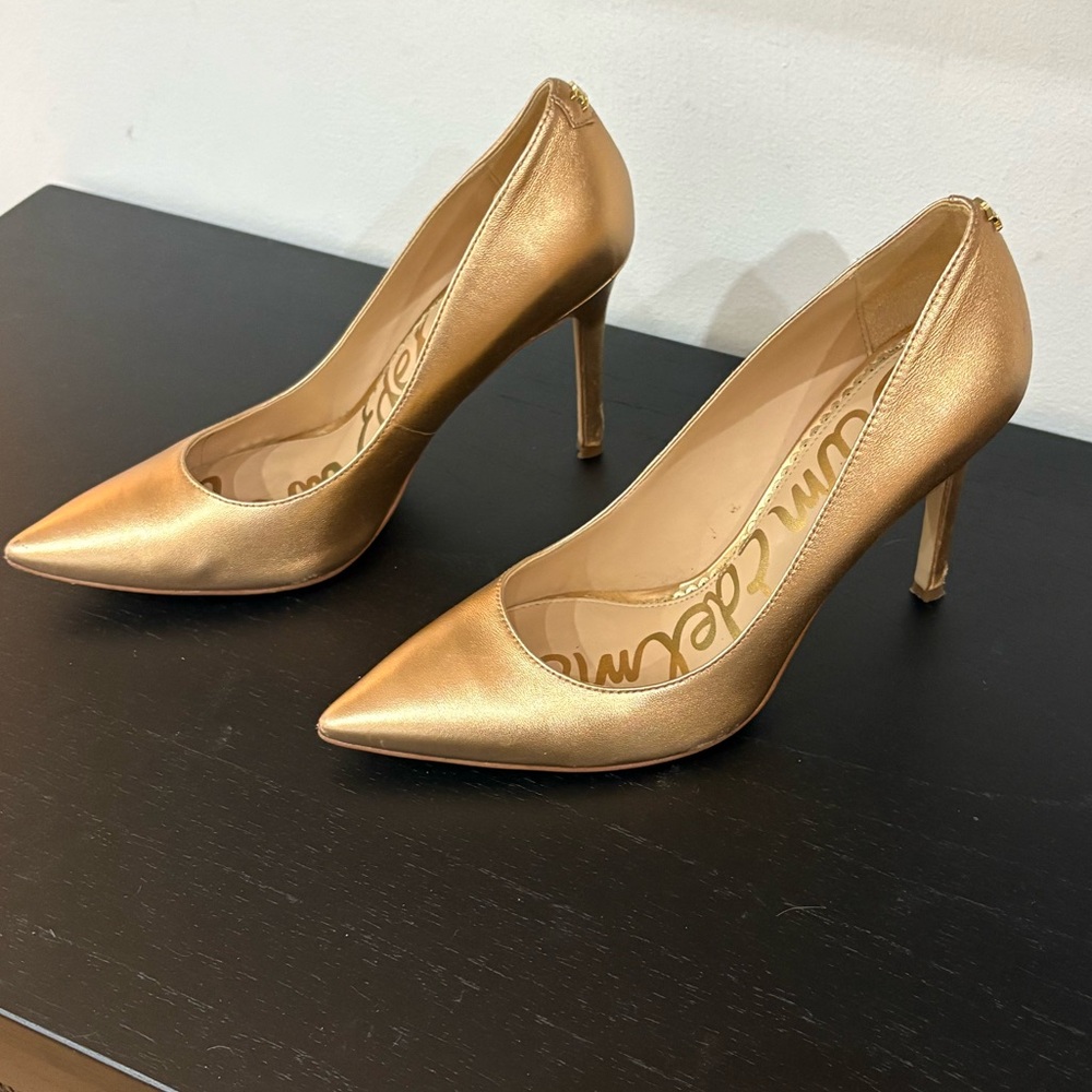 Sam Edelman Hazel Pump in Golden Copper - Picture 15 of 16